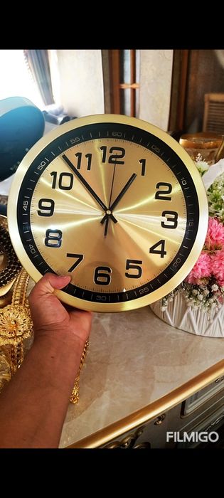 Devor Soat - Hастенные Часы из железа