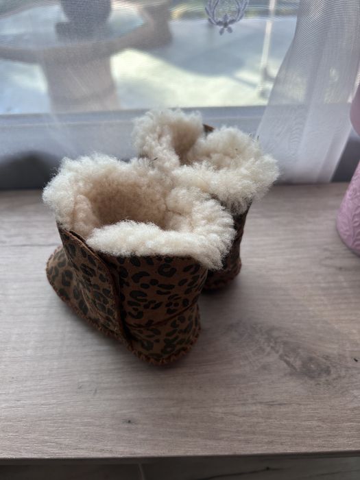 Бебешки ботуши UGG