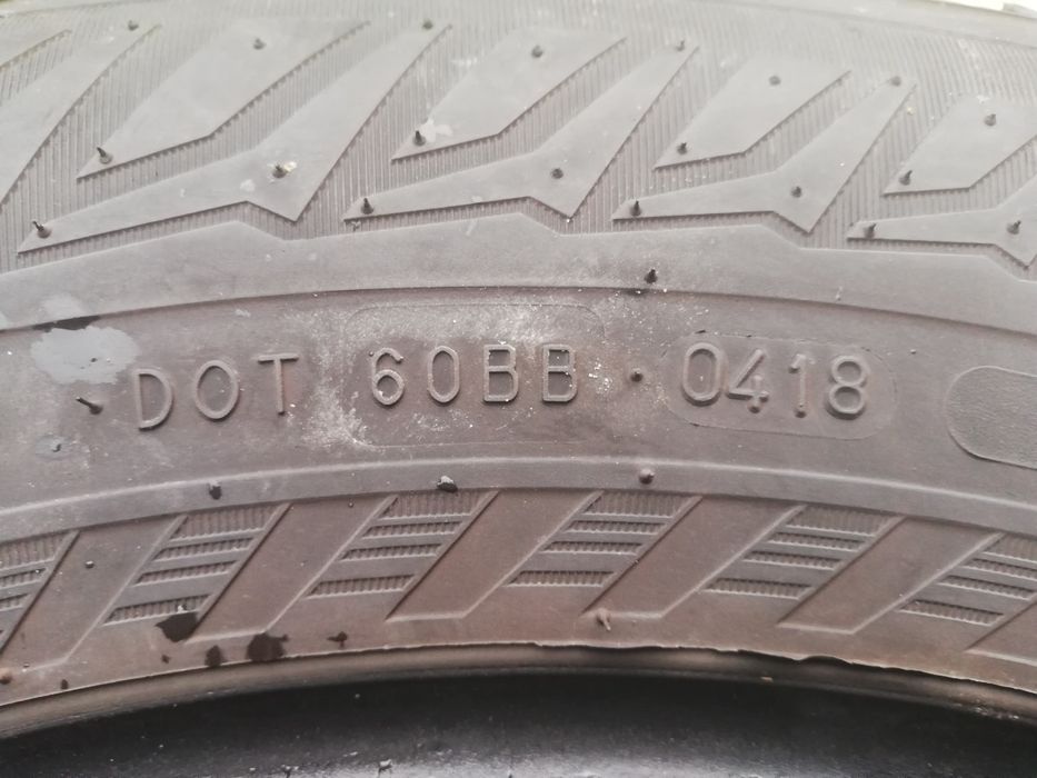 Set Anvelope nokian 215 65 16 vară