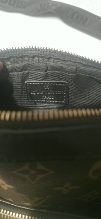 Унисекс Чанта-LOUIS VUITTON.