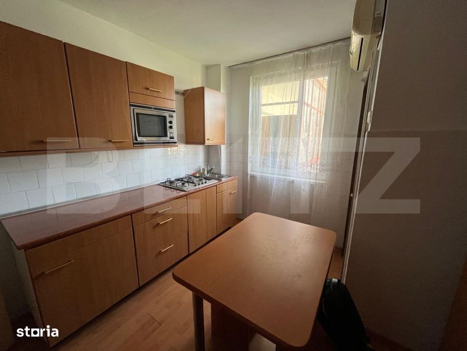 Apartament decomandat cu 3 camere, mobilat - Dacia