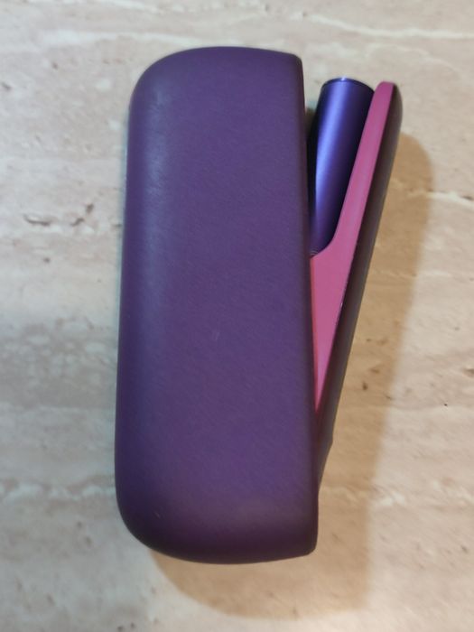 Vand pachet Iqos Iluma editie de colectie