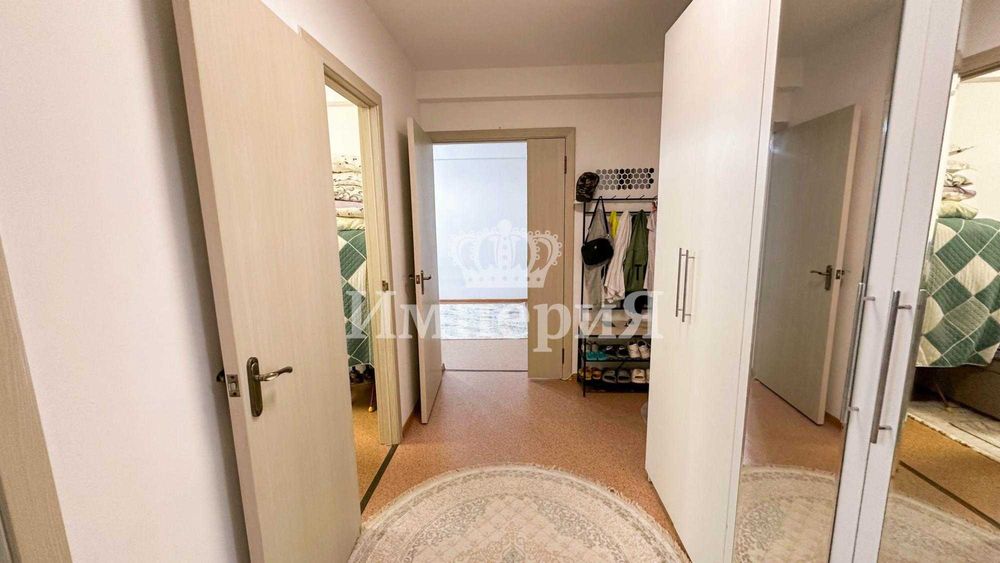 Продам 2 ком кв в 8 мкрн Алишер Империя