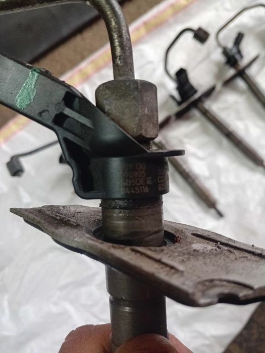 Injectoare 3.0 casa euro 5 touareg 7L/porsche cayenne/Q7