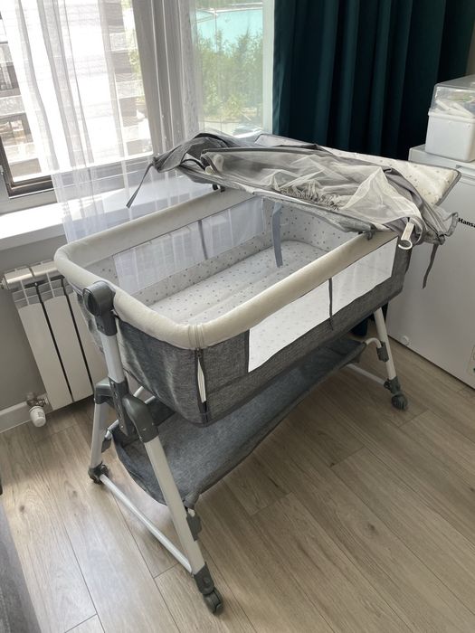 Детская кровать манеж