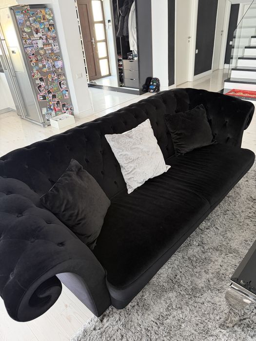 Set 3 canapele in stare foarte buna. Ca noi