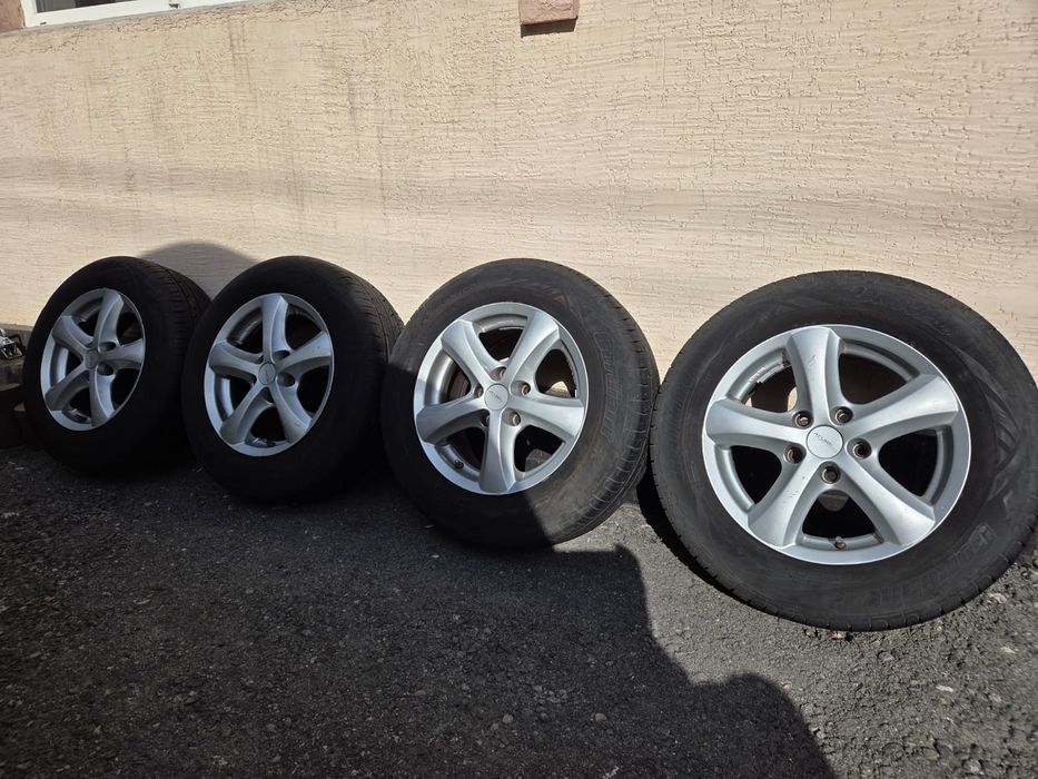 Продам шины с дисками