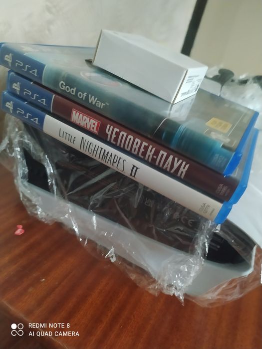 Продам PS5 Slim 1TB с дисководом.