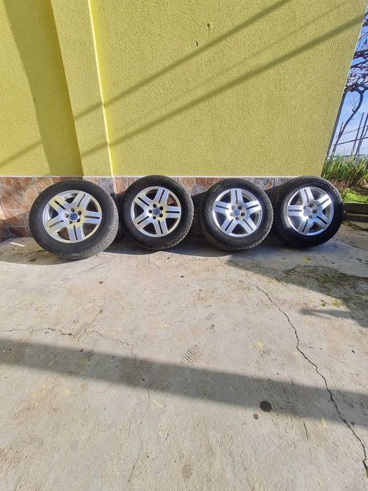 Джанти за голф 4 бора 15 цола