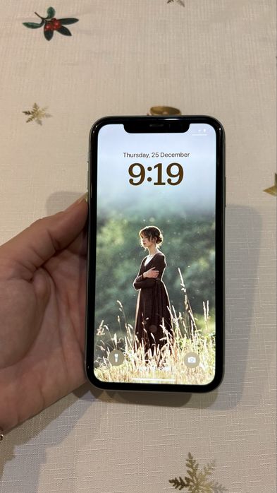 Iphone 11 в отлично състояние