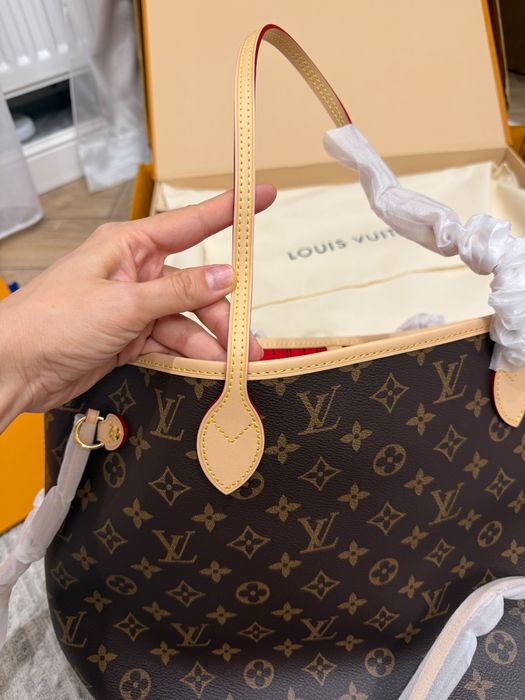 Сумка Neverfull MM Louis Vuitton LV