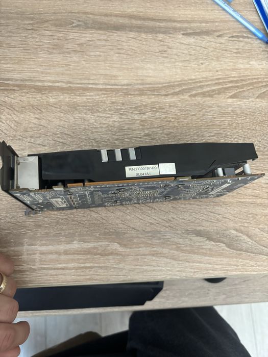 Placa video saphire hd6850 1gb gddr5
