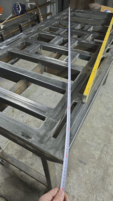 Продам стол для сварочных работы