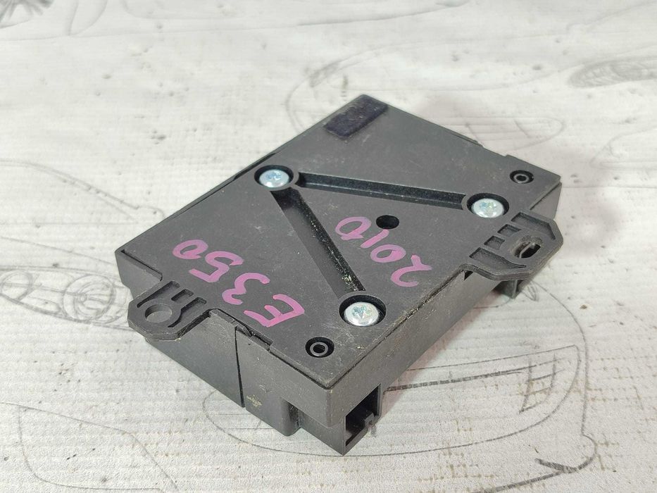 Modul comandă pompă combustibil Mercedes-Benz E W212 COD: A2129000406 2010 / [2009-2016] / (5G3)