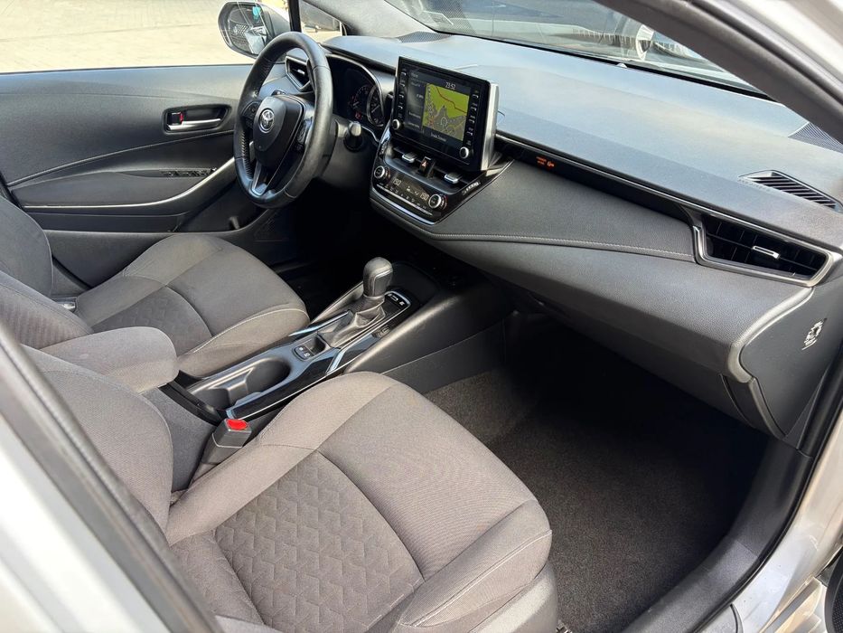 Toyota Corolla Hybrid/Navi/Distronic/Lane Assist/Garantie/2021
