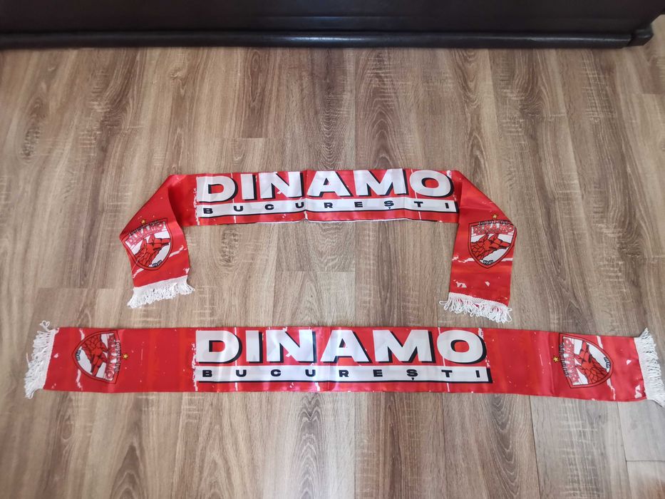 Esarfa Dinamo Bucuresti ( model esarfa tip fular)