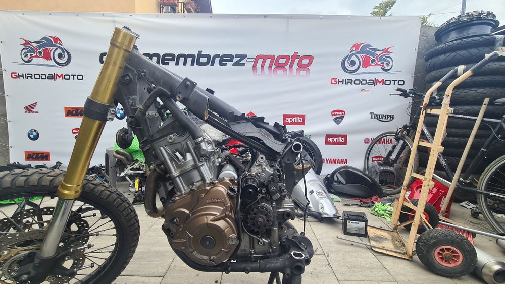 Motor Honda CRF 1000 Africa Twin, cutie automata