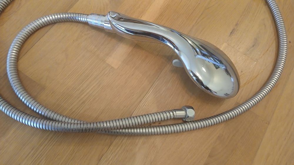 Слушалка за душ и шлалх за 15 лв