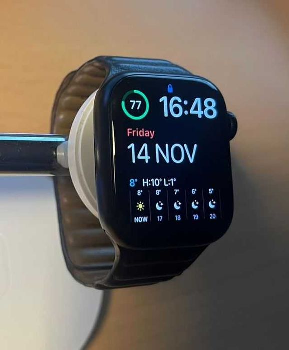 Apple Watch Series 7 41mm cu doua curele, GPS, WiFi