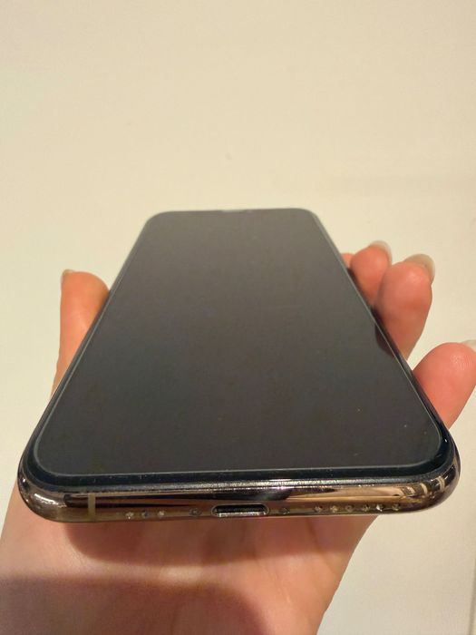 iPhone 11 Pro Gold