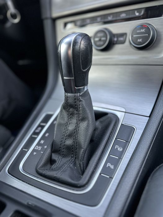 Volkswagen golf 7 variant