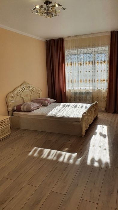 Сдаётся 2-ком.кв. ЦУМ,Wi-Fi,Плазма.