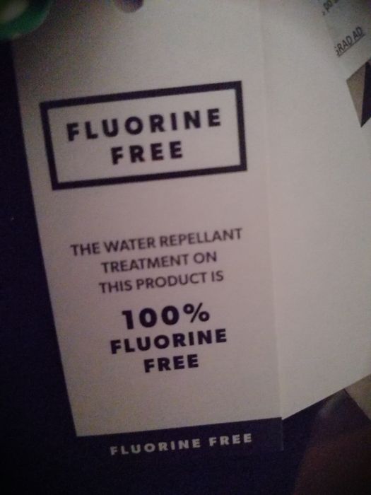 Дамско  яке hummel