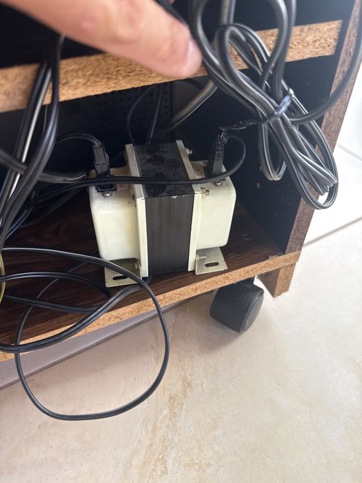 Linie rack Fisher cu boxe si telecomanda