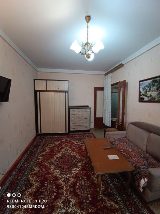 Аренда. Феруза Эко базар. 1/4/4  45м²