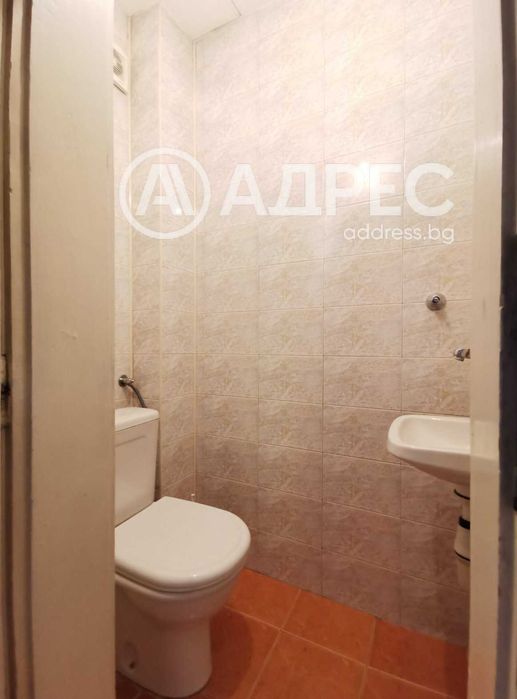 Продава се Тристаен апартамент в Русе, Център - 85 кв.м за 1636 €/кв.м - Снимка #11