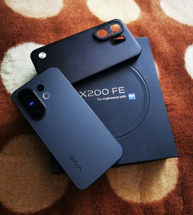 Vând Vivo x200Fe in stare foarte buna