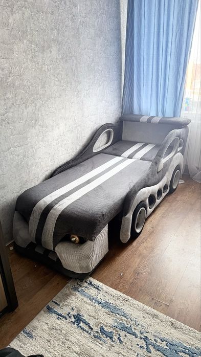 Продам диван- кровать «Машинка»