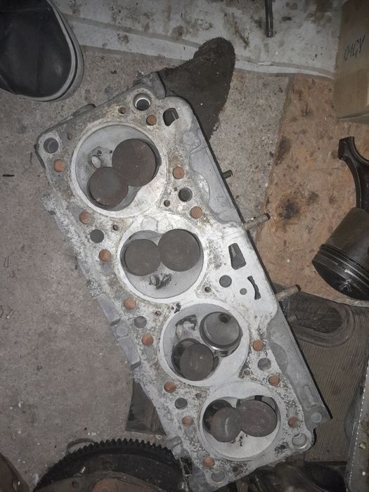 Mazda 2.0 FE (чисто нови части)