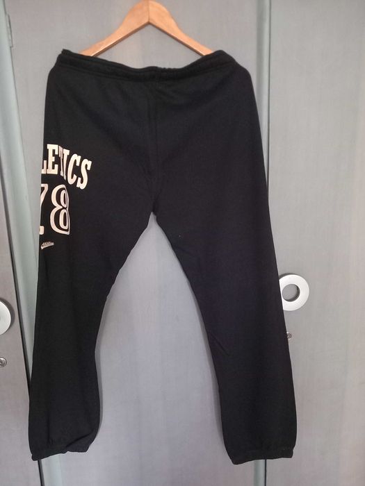 Дамски топъл анцуг Athletics, размер L, нов (без етикет)