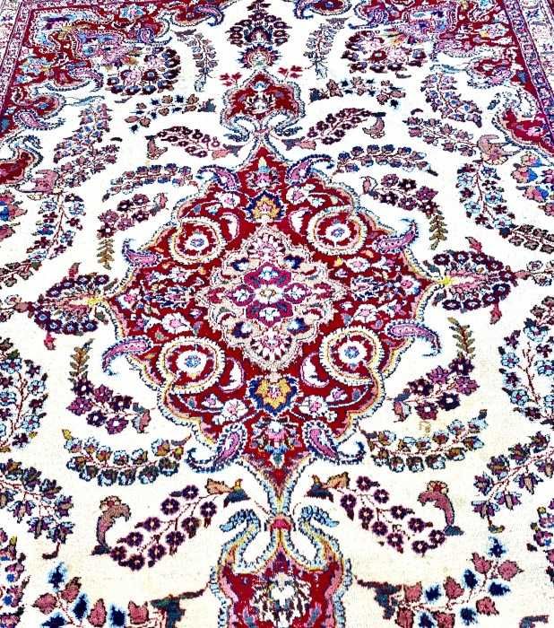Elegant covor persan-Ghom-Iran-lana-manual-impact vizual-Olanda