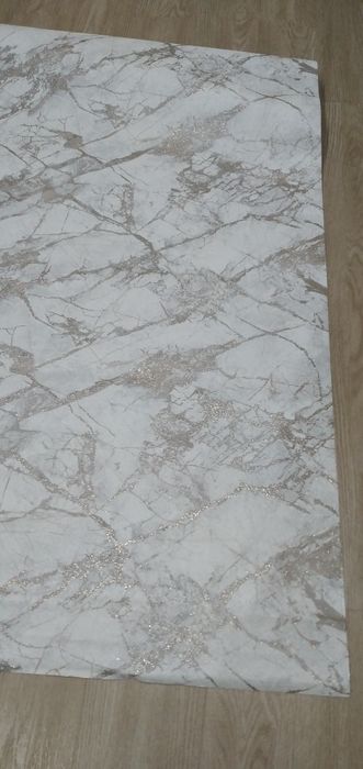 Продам обой в подарок клей