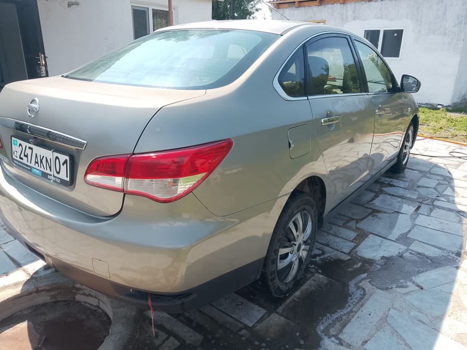 Nissan Almera 2014