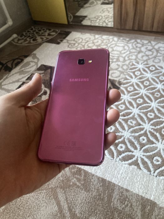 продам samsung j4 plus