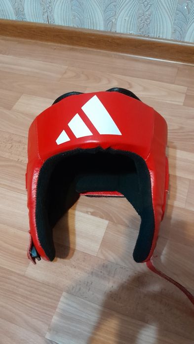 Шлем для единоборств