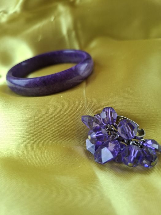 Brățară agat mov interior 6.5 cm latime 1 cm și inel reglabil cristal