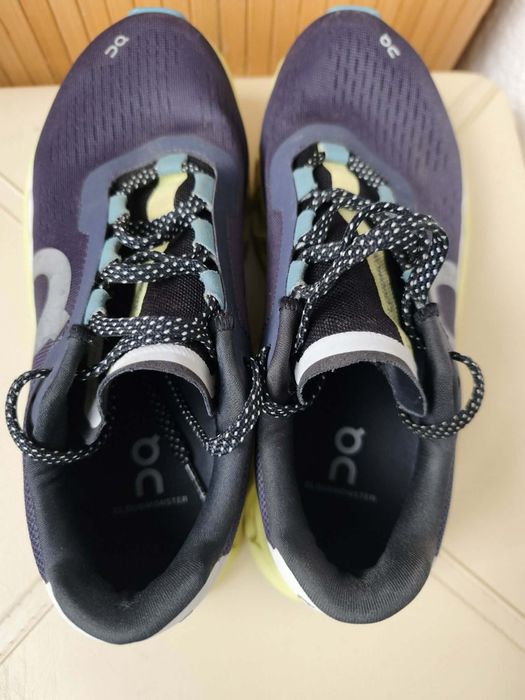 Adidas alergare ON Cloud Monster  41