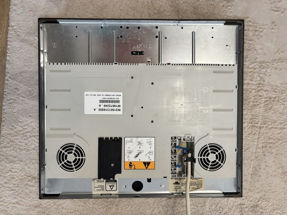 Plită cu inducție Whirlpool SCM 816/BA, 4 zone, stare foarte bună
