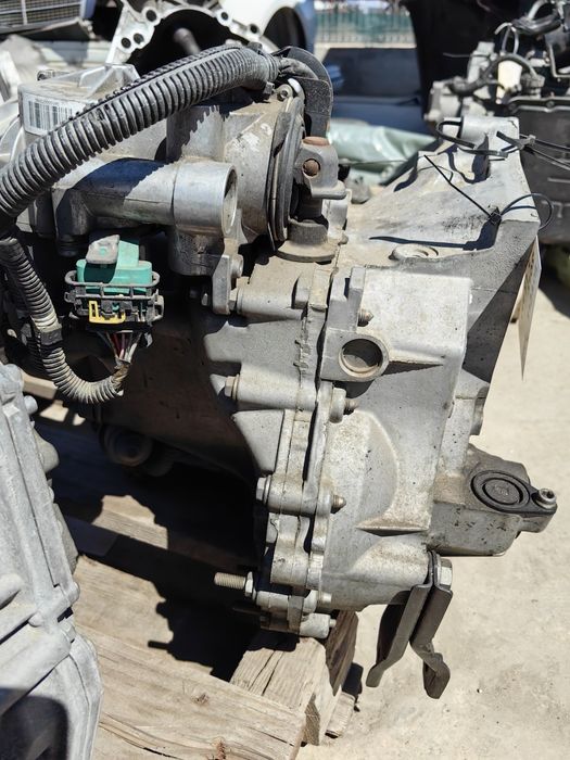 Роботизирана скоростна кутия Citroen C3/ 207   2012 1.2VTi - 20A612