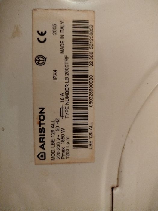 Ariston mod. lbe 129 all

CE

MOD. LBE 129 ALL

CE

MOD. LBE 129 ALL