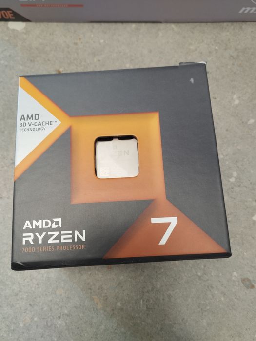 Procesor AMD Ryzen 7 7800X3D, Resigilat Amazon Warehouse