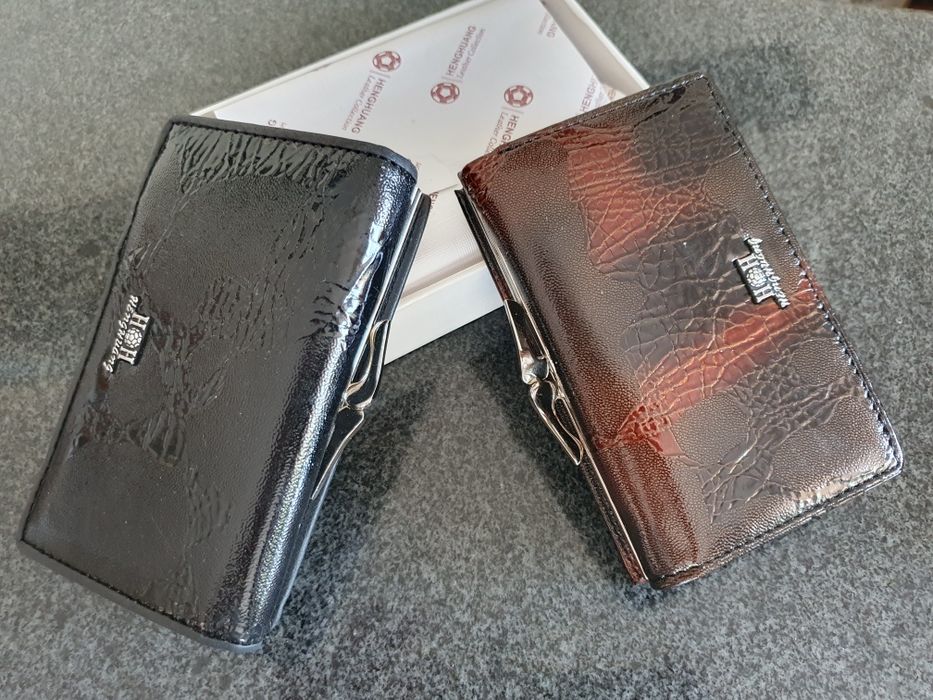 Дамски портфейл от естествена кожа