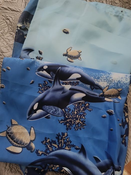 Продам шторку в ванну с карнизом в комплекте