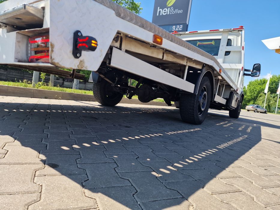 Vând Auto platformă Iveco Dayli