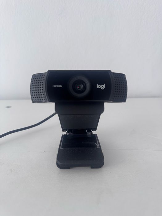 Продам веб - камеру Logitech C922 pro stream