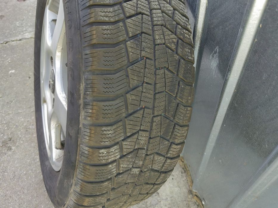 Roti iarna 215/60 R16